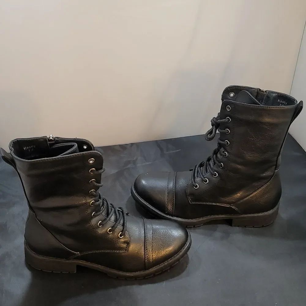 SHOELAND WOMEN"S KASEY HIGH TOP SNEAKER - Picture 8 of 16